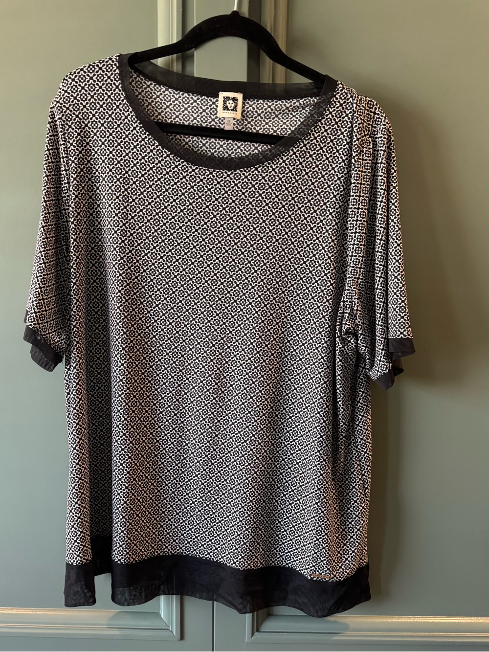 Anne Klein Black & White Patterned Short Sleeve Top - Size 2X